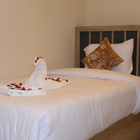 Locanda Pyramids Hotel Kafrat al Jabal Exterior photo