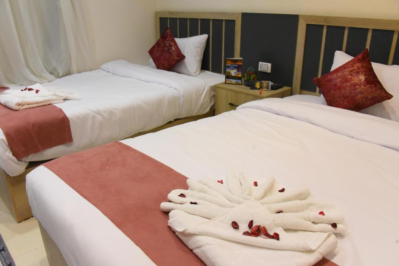 Locanda Pyramids Hotel Kafrat al Jabal Exterior photo